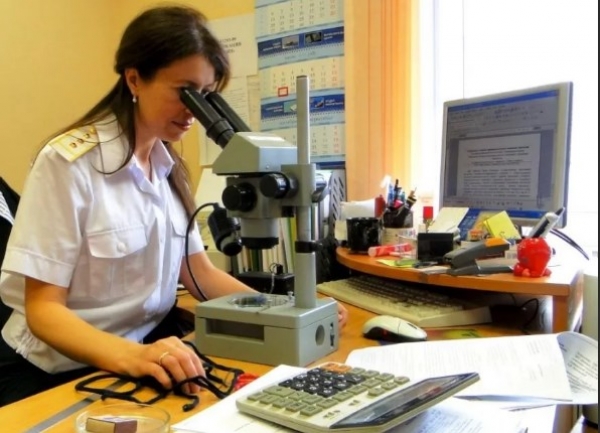 ФТС вводит новый порядок отбора проб на экспертизу